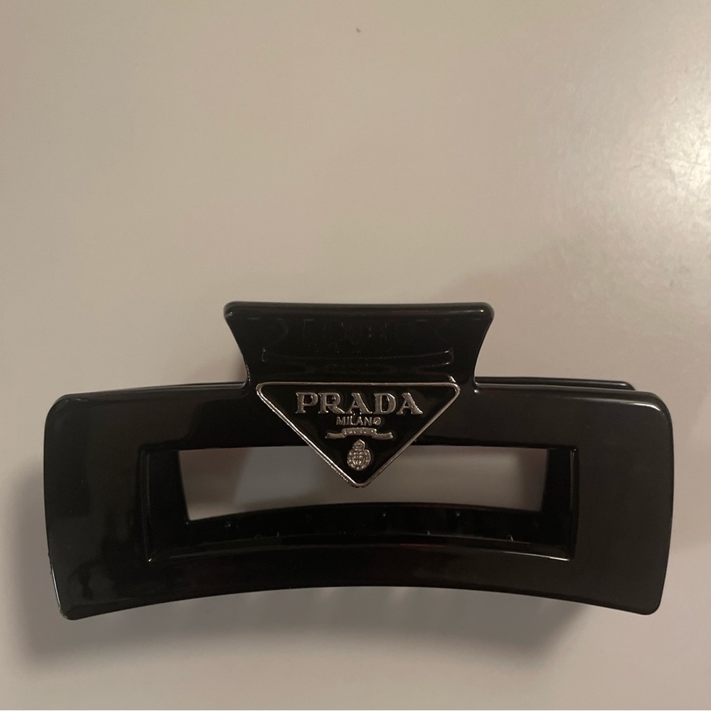 COPY - Prada hair Clip